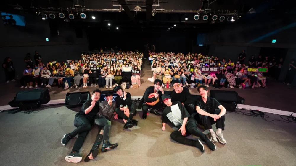 2023  〈Travel with HWAN YEOL〉 IN TAIPEI
